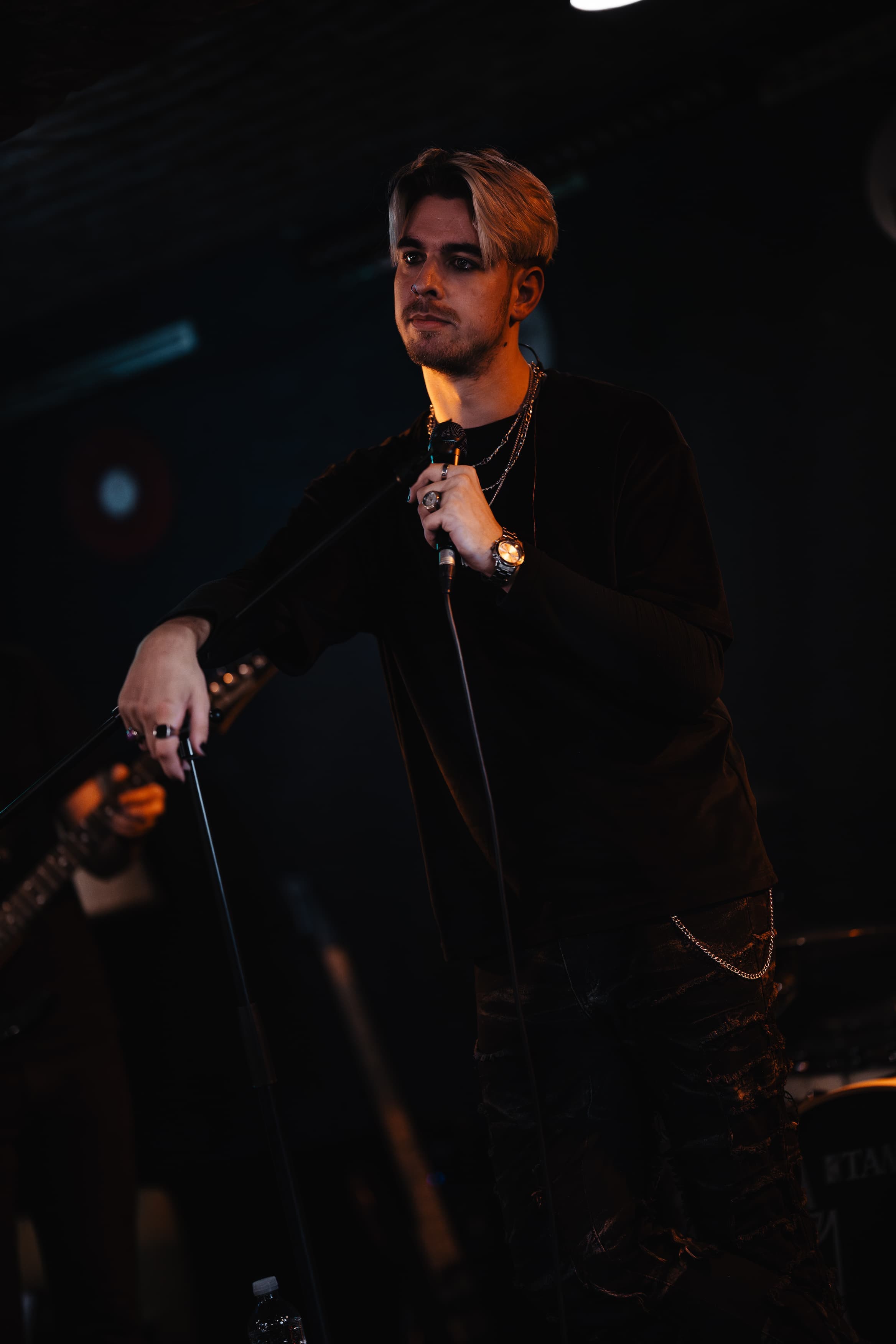 ANDY live performance
